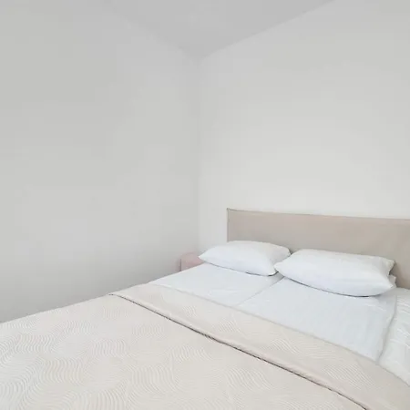 Bright In The Centre Family Break By Renters Appartamento *